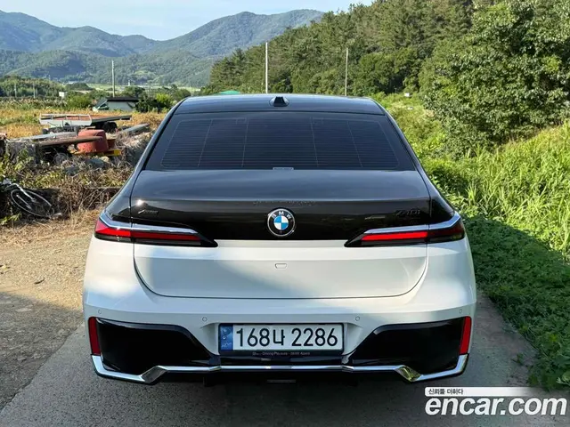 BMW 7 серия 2022 3.0 автомат (гидро), миниатюра 4