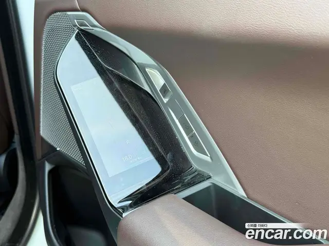 BMW 7 серия 2022 3.0 автомат (гидро), миниатюра 9