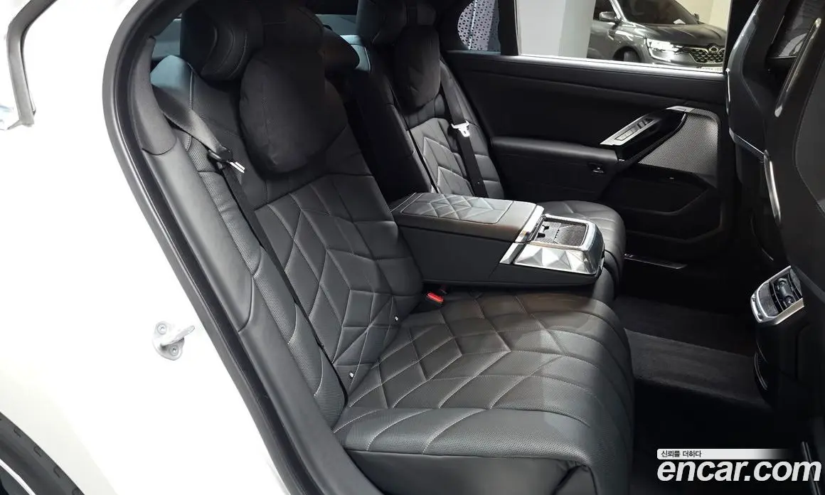 BMW 7 серия 2023 3.0 автомат (гидро), фото 11 BMW 7 серия 2023 3.0 автомат (гидро), фото 11