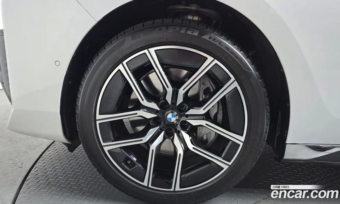 BMW 7 серия 2023 3.0 автомат (гидро), фото 4 BMW 7 серия 2023 3.0 автомат (гидро), фото 4