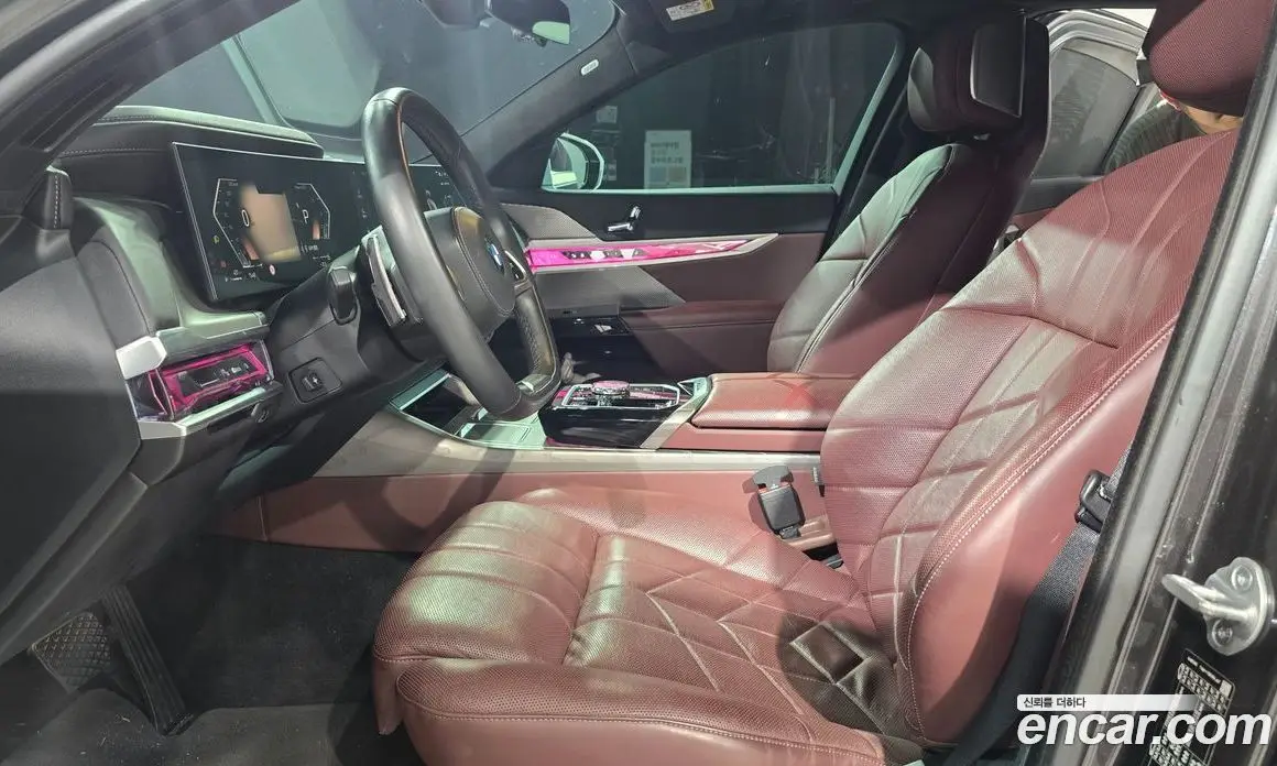 BMW 7 серия 2023 3.0 автомат (гидро), фото 15