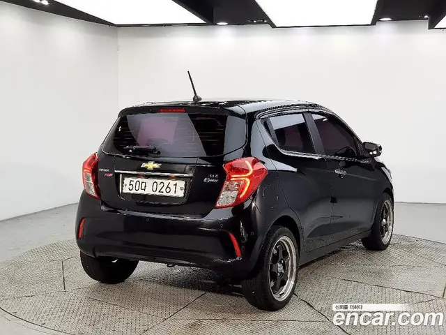 Chevrolet Spark 2016 1.0 автомат (гидро), миниатюра 2