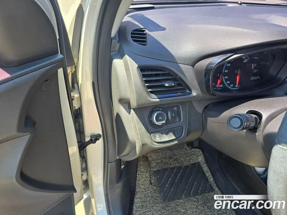 Chevrolet Spark 2018 1.0 автомат (гидро), фото 14 Chevrolet Spark 2018 1.0 автомат (гидро), фото 14
