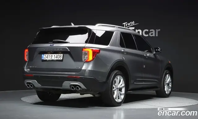 Ford Explorer 2022 3.0 автомат (гидро), миниатюра 2 Ford Explorer 2022 3.0 автомат (гидро), миниатюра 2