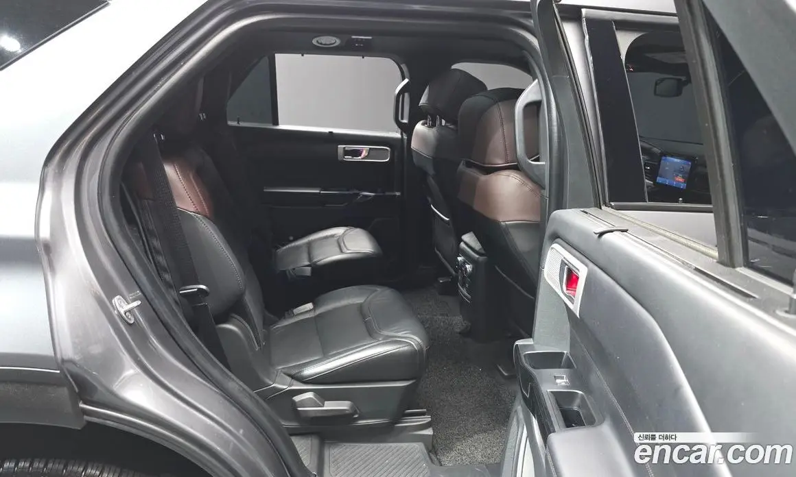 Ford Explorer 2022 3.0 автомат (гидро), фото 12 Ford Explorer 2022 3.0 автомат (гидро), фото 12