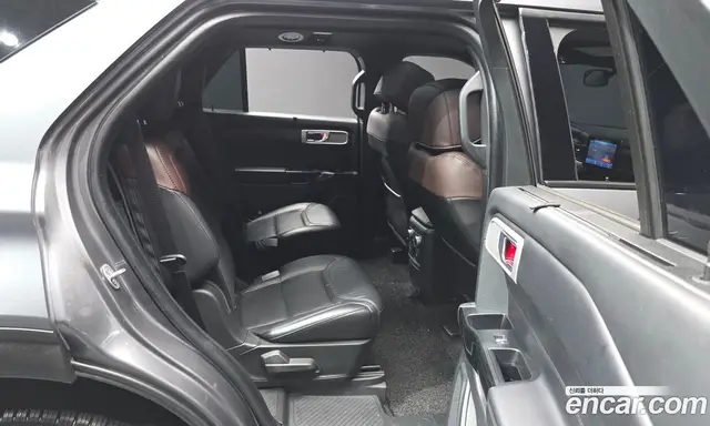 Ford Explorer 2022 3.0 автомат (гидро), миниатюра 12