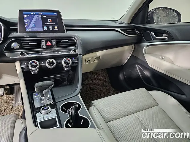 Genesis G70 2018 2.0 автомат (гидро), миниатюра 9