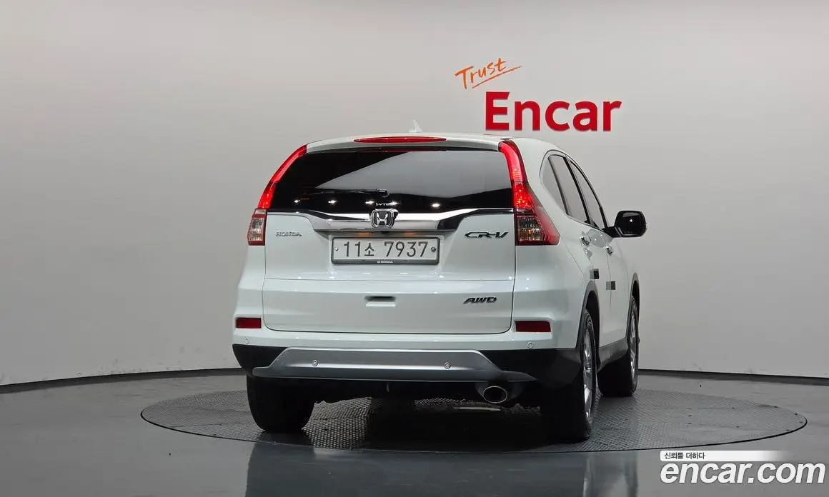 Honda CR-V 2015 2.4 автомат (гидро), фото 4 Honda CR-V 2015 2.4 автомат (гидро), фото 4