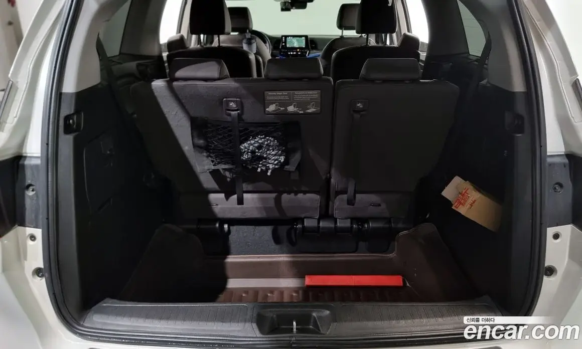 Honda Odyssey 2018 3.5 автомат (гидро), фото 19 Honda Odyssey 2018 3.5 автомат (гидро), фото 19