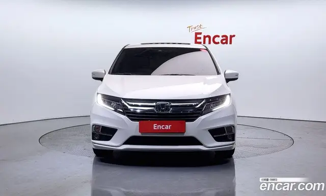 Honda Odyssey 2018 3.5 автомат (гидро), миниатюра 3 Honda Odyssey 2018 3.5 автомат (гидро), миниатюра 3