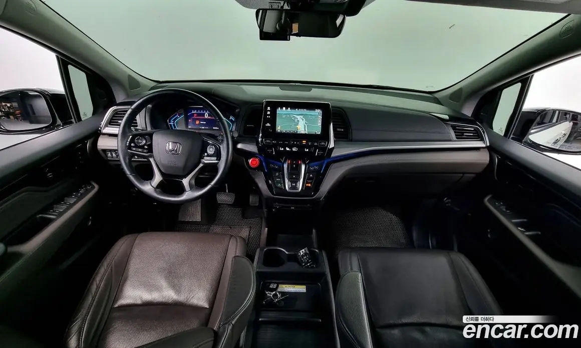 Honda Odyssey 2018 3.5 автомат (гидро), фото 7 Honda Odyssey 2018 3.5 автомат (гидро), фото 7