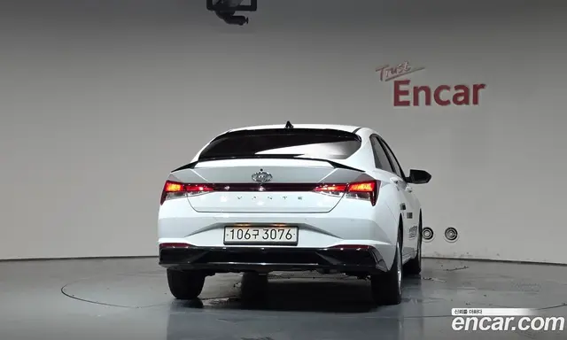 Hyundai Avante 2022 1.6 автомат (гидро), миниатюра 4 Hyundai Avante 2022 1.6 автомат (гидро), миниатюра 4