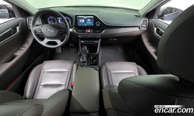 Hyundai Grandeur 2017 2.4 автомат (гидро), миниатюра 7