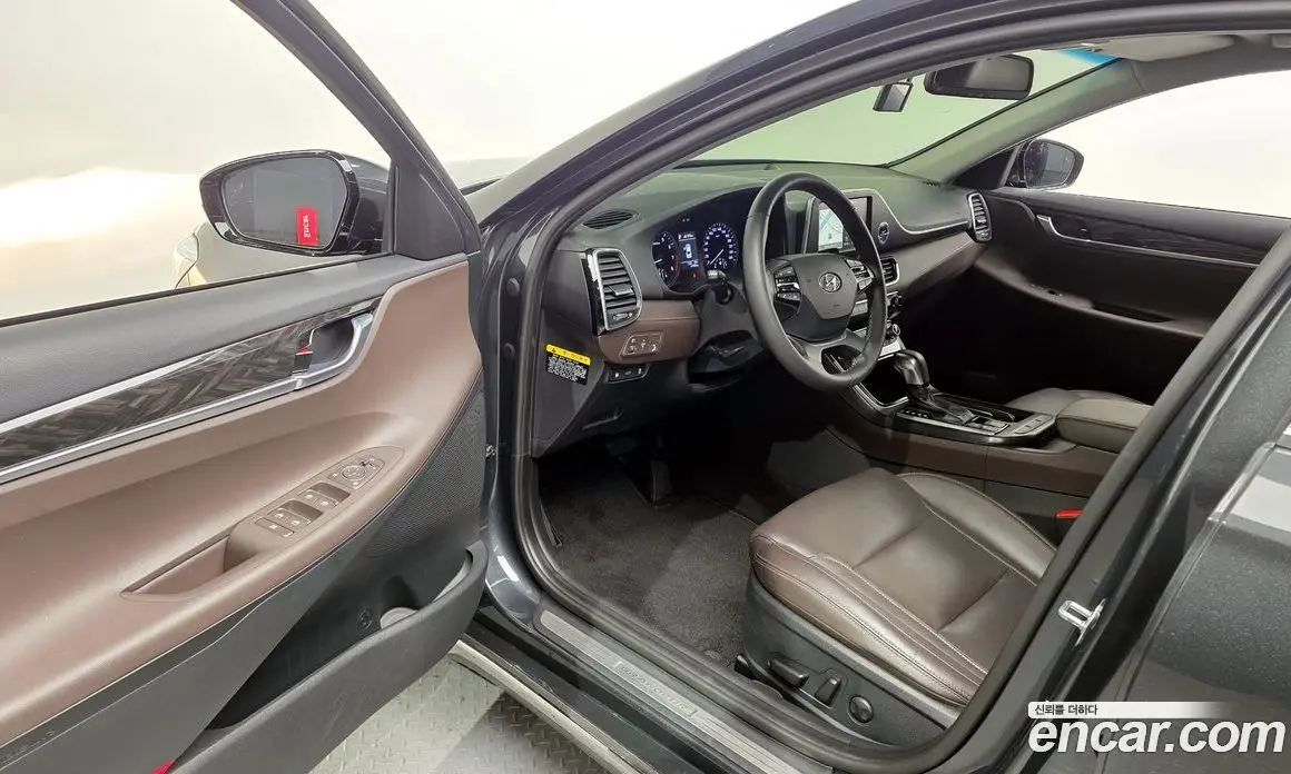 Hyundai Grandeur 2017 2.4 автомат (гидро), фото 10