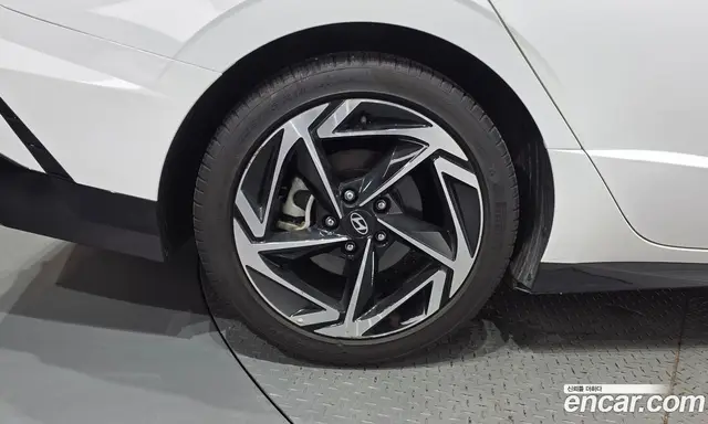 Hyundai Sonata 2023 1.6 автомат (гидро), миниатюра 5 Hyundai Sonata 2023 1.6 автомат (гидро), миниатюра 5