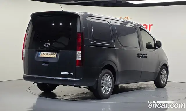 Hyundai Staria 2023 2.2 автомат (гидро), миниатюра 2
