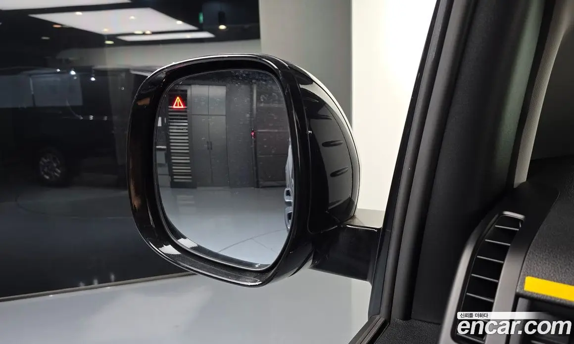 Hyundai Staria 2023 2.2 автомат (гидро), фото 12