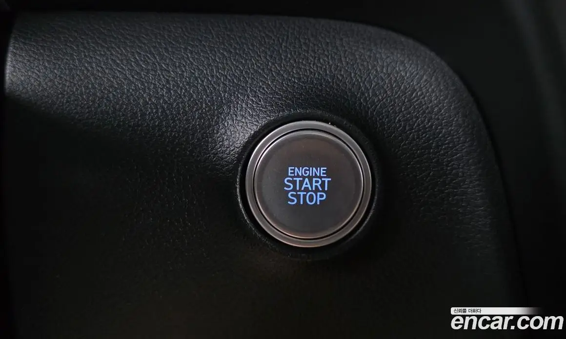 Hyundai Staria 2023 2.2 автомат (гидро), фото 18