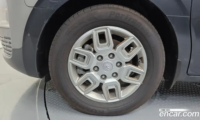 Hyundai Staria 2023 2.2 автомат (гидро), миниатюра 5