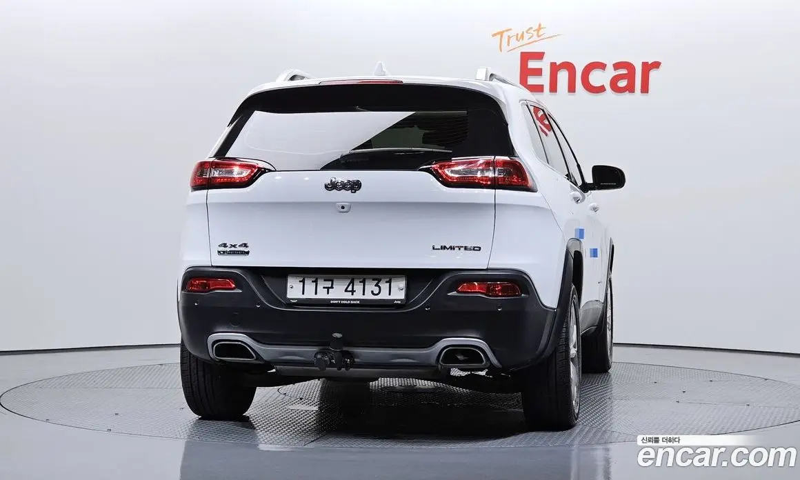 Jeep Cherokee 2015 2.0 автомат (гидро), фото 4