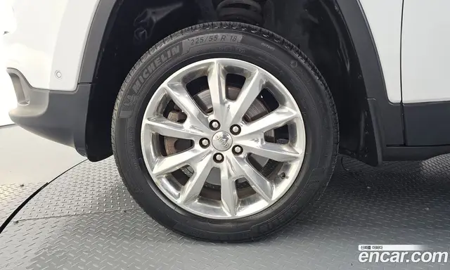 Jeep Cherokee 2015 2.0 автомат (гидро), миниатюра 5