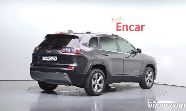 Jeep Cherokee 2021 2.4 автомат (гидро), миниатюра 2 Jeep Cherokee 2021 2.4 автомат (гидро), миниатюра 2