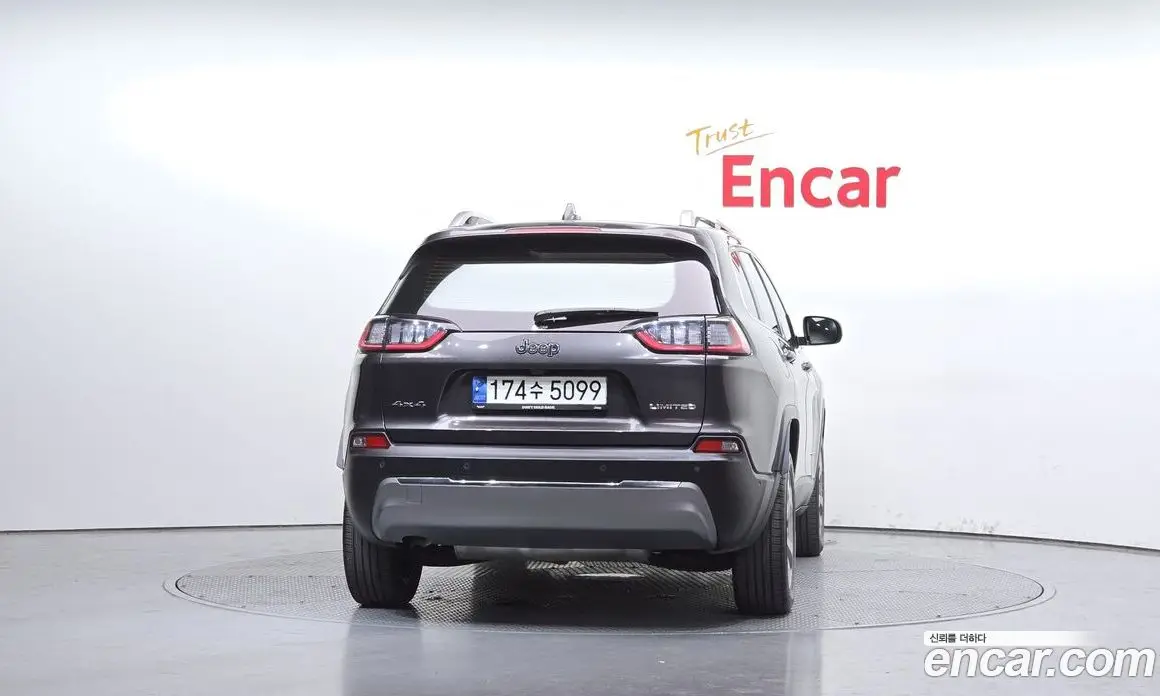 Jeep Cherokee 2021 2.4 автомат (гидро), фото 4 Jeep Cherokee 2021 2.4 автомат (гидро), фото 4
