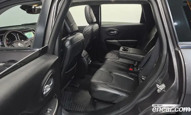 Jeep Cherokee 2021 2.4 автомат (гидро), миниатюра 12