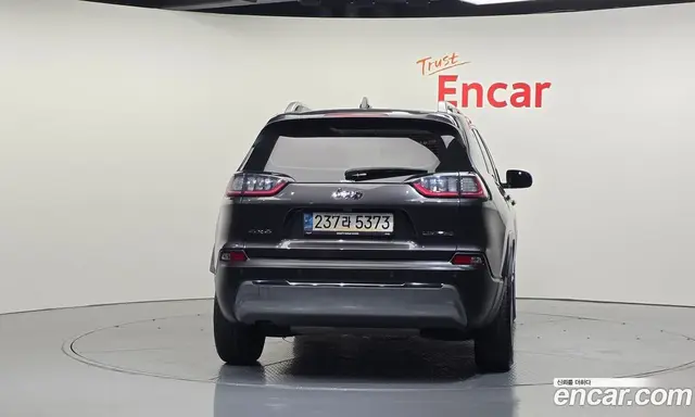 Jeep Cherokee 2021 2.4 автомат (гидро), миниатюра 4 Jeep Cherokee 2021 2.4 автомат (гидро), миниатюра 4