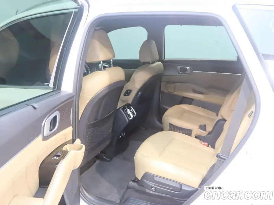 Kia Sorento 2025 1.6 автомат (гидро), фото 10