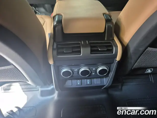 Land Rover Defender 2026 3.0 автомат (гидро), миниатюра 9