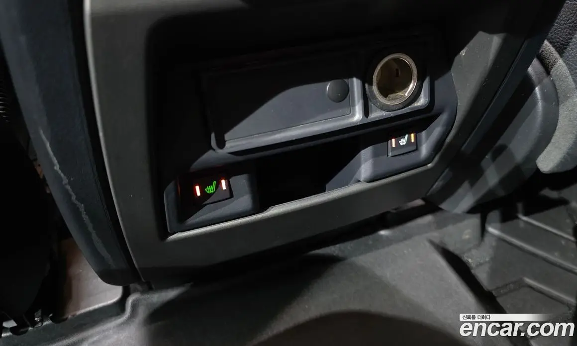 Land Rover Discovery 2015 3.0 автомат (гидро), фото 18 Land Rover Discovery 2015 3.0 автомат (гидро), фото 18