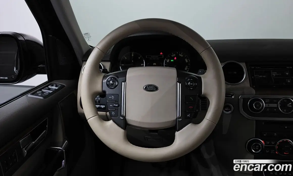 Land Rover Discovery 2016 3.0 автомат (гидро), фото 13