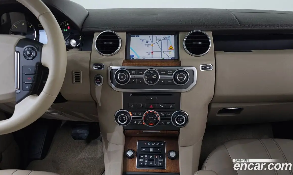 Land Rover Discovery 2016 3.0 автомат (гидро), фото 14