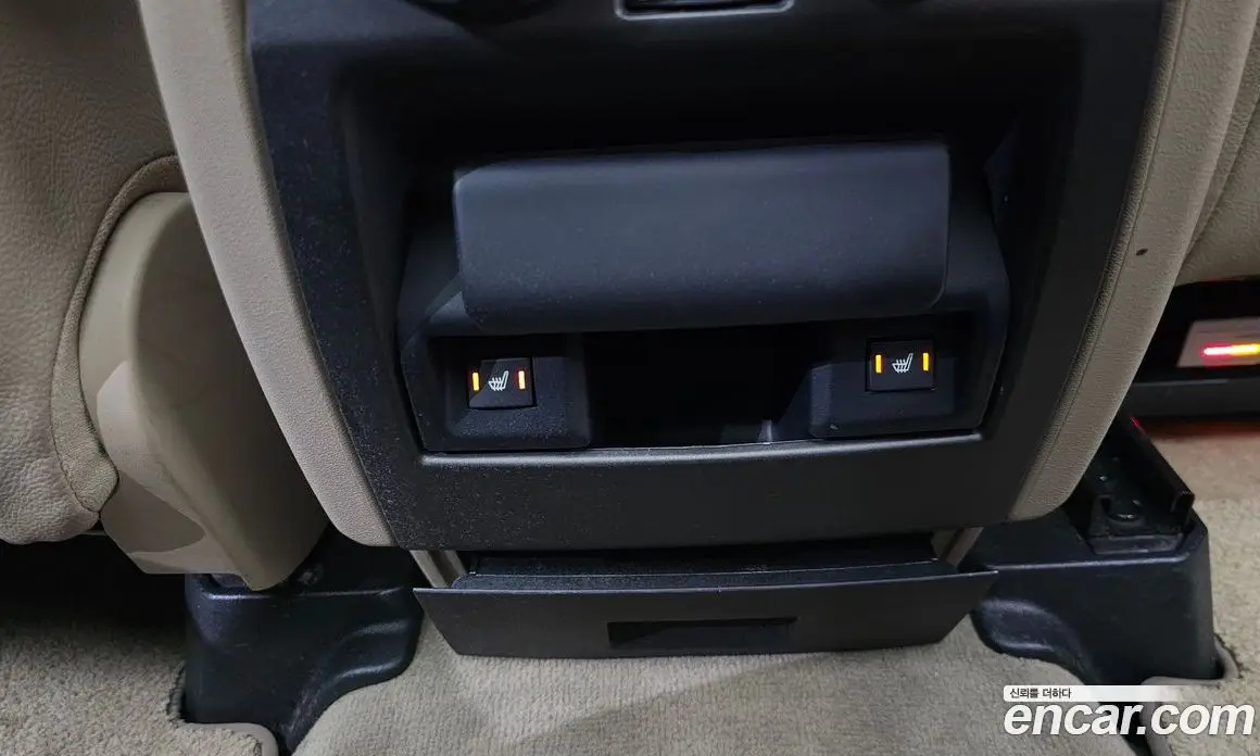 Land Rover Discovery 2016 3.0 автомат (гидро), фото 18