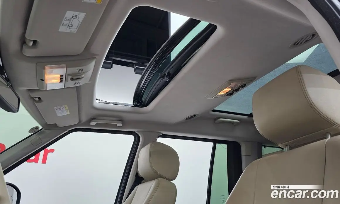 Land Rover Discovery 2016 3.0 автомат (гидро), фото 19