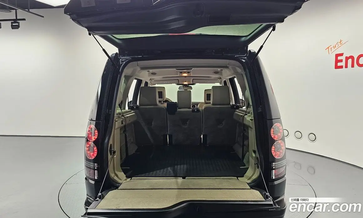 Land Rover Discovery 2016 3.0 автомат (гидро), фото 20