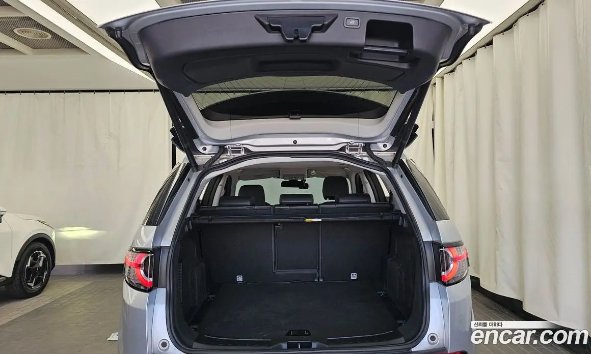 Land Rover Discovery Sport 2017 2.0 автомат (гидро), фото 20
