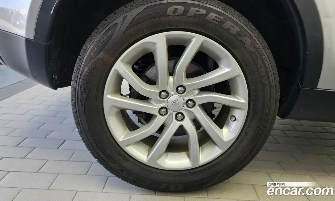 Land Rover Discovery Sport 2017 2.0 автомат (гидро), фото 5