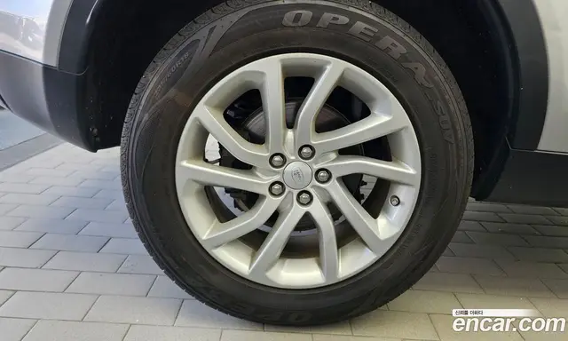 Land Rover Discovery Sport 2017 2.0 автомат (гидро), миниатюра 5
