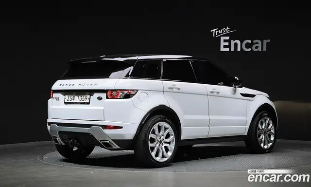 Land Rover Range Rover Evoque 2014 2.2 автомат (гидро), миниатюра 2