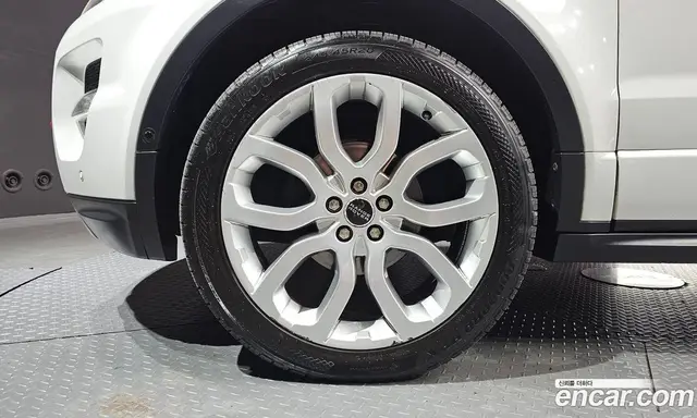 Land Rover Range Rover Evoque 2014 2.2 автомат (гидро), миниатюра 5