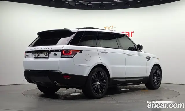 Land Rover Range Rover Sport 2016 3.0 автомат (гидро), миниатюра 2