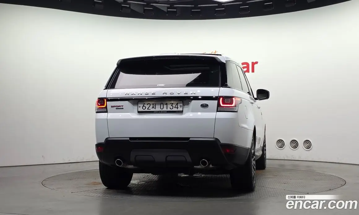 Land Rover Range Rover Sport 2016 3.0 автомат (гидро), фото 4
