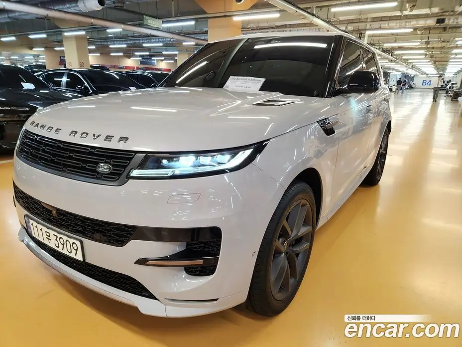 Land Rover Range Rover Sport 2023 3.0 автомат (гидро), фото 2 Land Rover Range Rover Sport 2023 3.0 автомат (гидро), фото 2