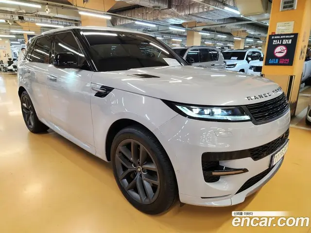 Land Rover Range Rover Sport 2023 3.0 автомат (гидро), миниатюра 3 Land Rover Range Rover Sport 2023 3.0 автомат (гидро), миниатюра 3