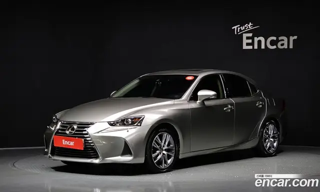 Lexus IS, 2017, 43 957 км