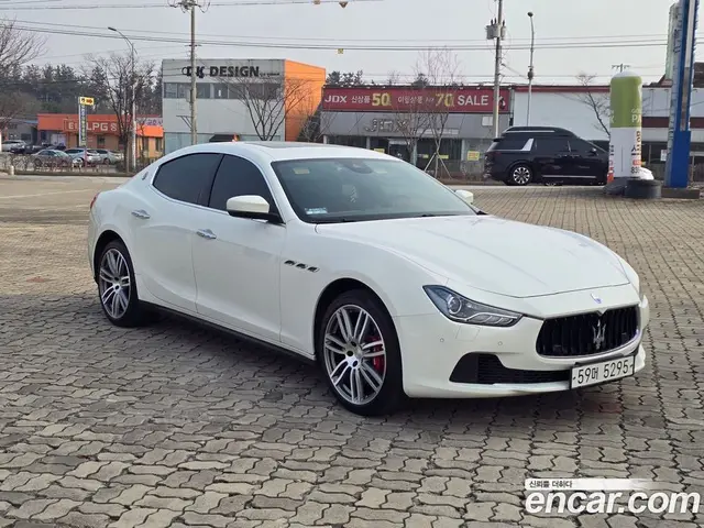 Maserati Ghibli 2017 3.0 автомат (гидро), миниатюра 3 Maserati Ghibli 2017 3.0 автомат (гидро), миниатюра 3