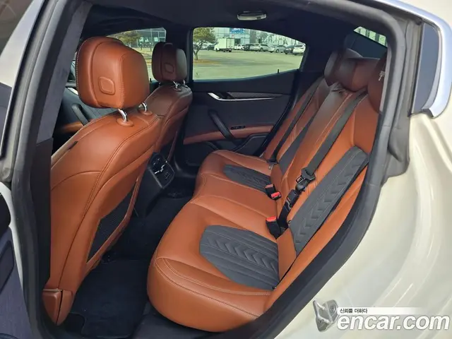 Maserati Ghibli 2017 3.0 автомат (гидро), миниатюра 9 Maserati Ghibli 2017 3.0 автомат (гидро), миниатюра 9