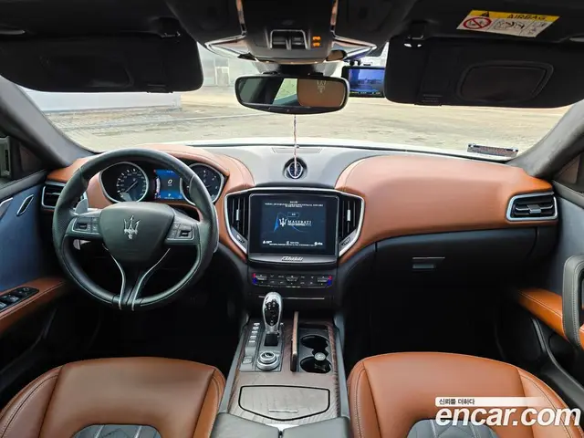 Maserati Ghibli 2017 3.0 автомат (гидро), миниатюра 10 Maserati Ghibli 2017 3.0 автомат (гидро), миниатюра 10